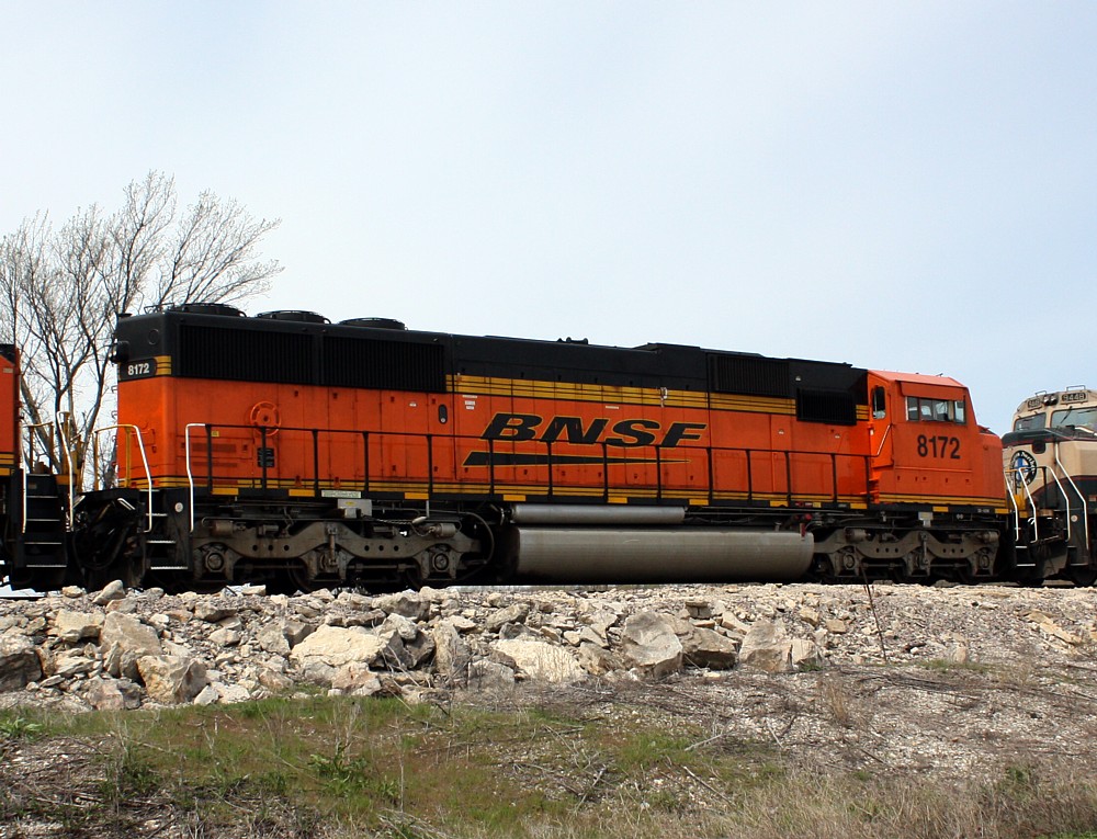 BNSF 8172